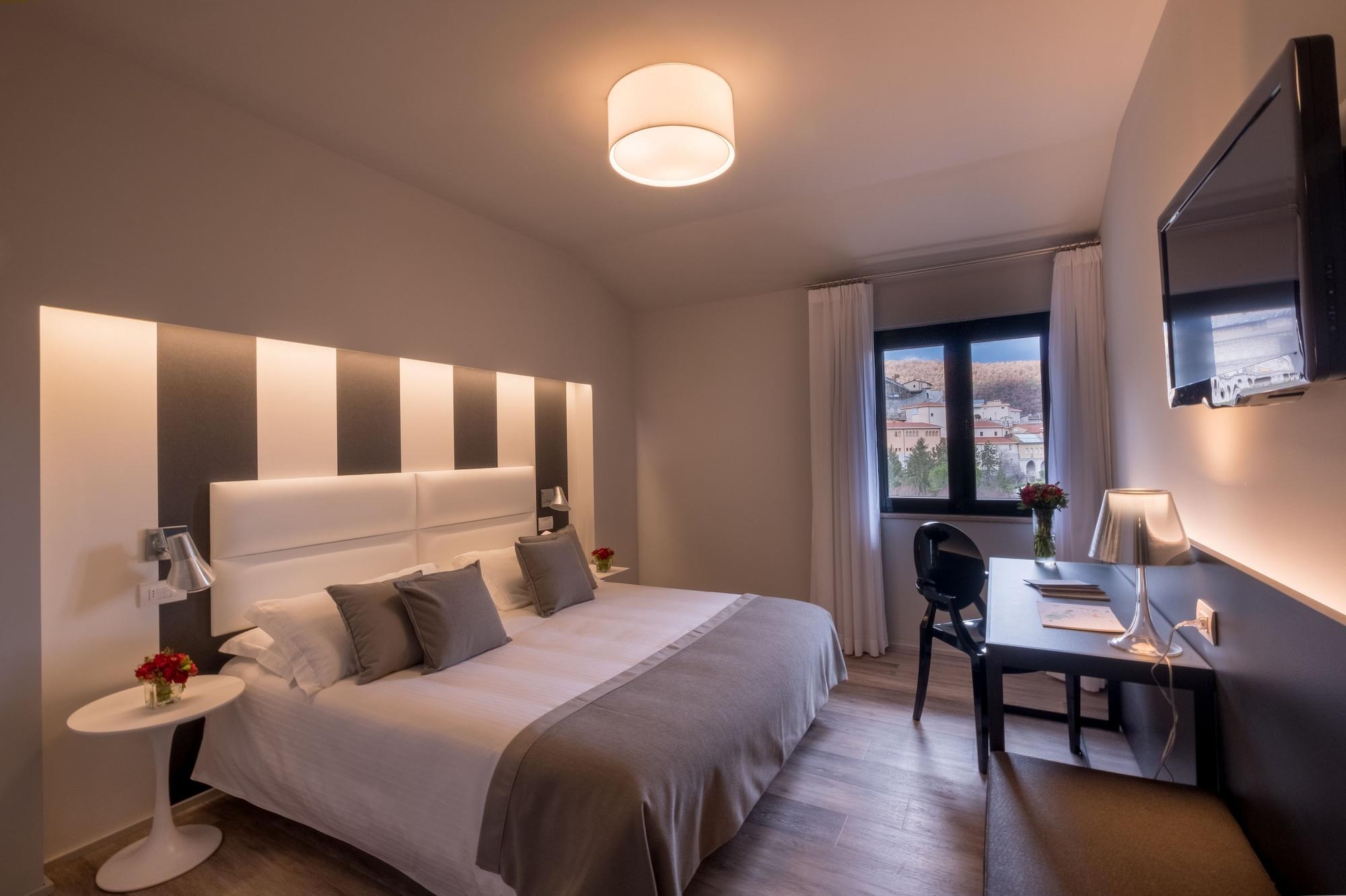 Hotel Monte Meraviglia カーシャ エクステリア 写真