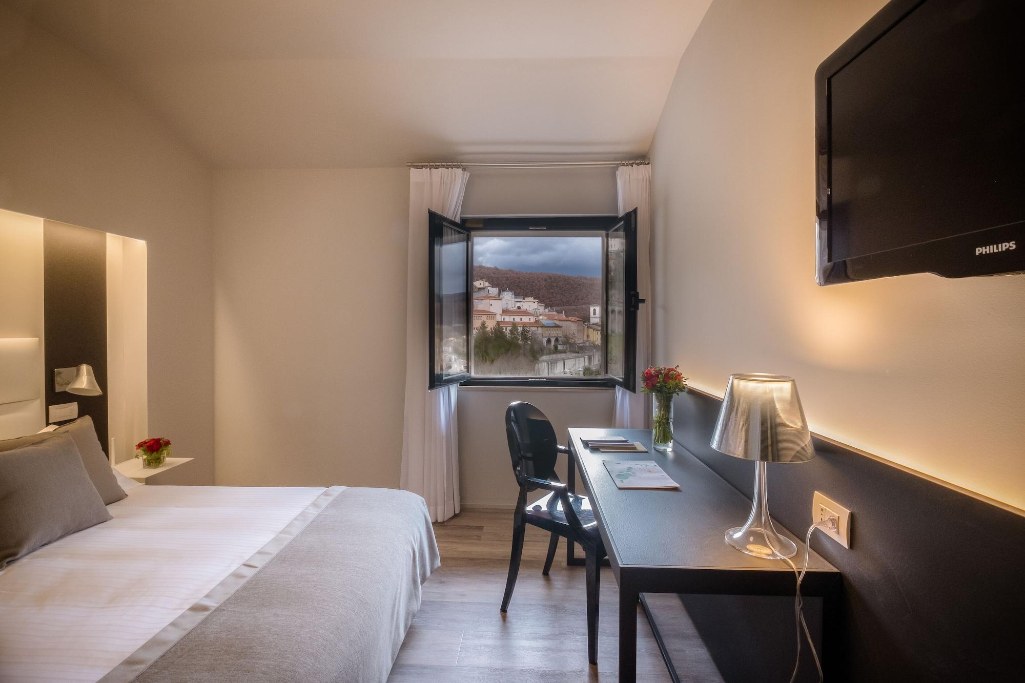 Hotel Monte Meraviglia カーシャ エクステリア 写真