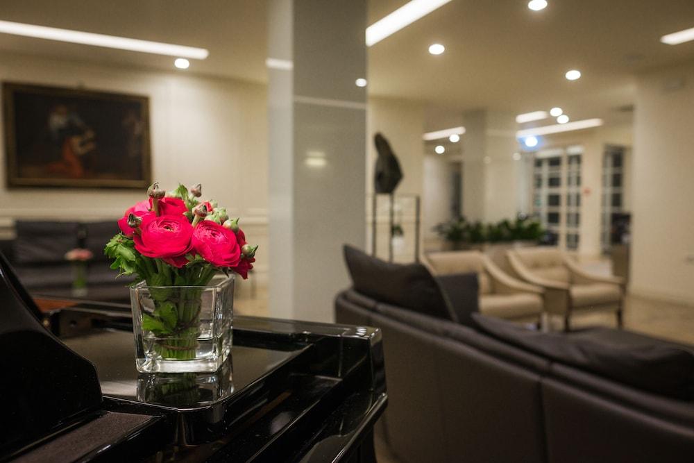 Hotel Monte Meraviglia カーシャ エクステリア 写真